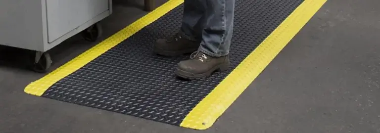 tapis anti fatigue un éléments indispensable pour votre entreprise