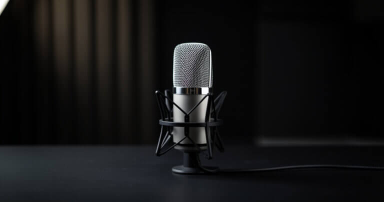 Legend : 32 min d'attention, le secret du succès média en 2026